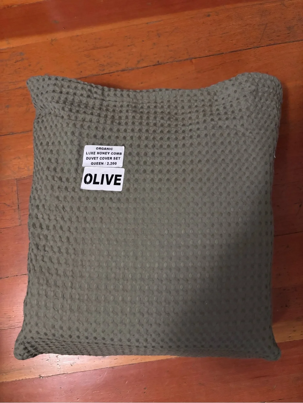 New Quince Queen Organic Luxe Honeycomb Duvet Cover only in Olive